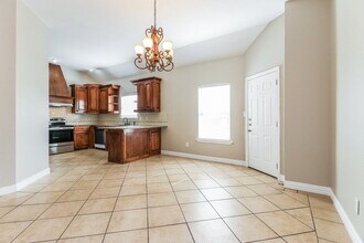 8145 Tanner Ave in Fort Worth, TX - Foto de edificio - Building Photo