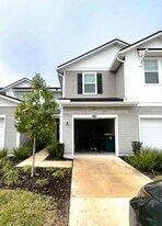 11979 Calvesta St in Jacksonville, FL - Building Photo