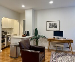426 Marlborough St, Unit 4 in Boston, MA - Foto de edificio - Building Photo