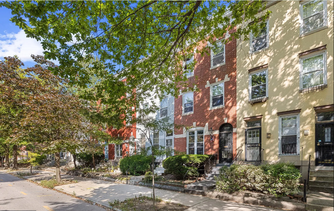 property at 2725 Maryland Ave