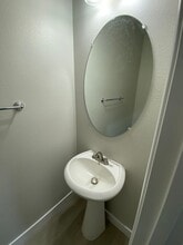 9884 Gold Pan Ct in Las Vegas, NV - Building Photo - Building Photo