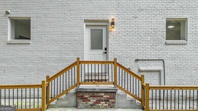 2430 Hanford Dr SW in Atlanta, GA - Building Photo - Building Photo