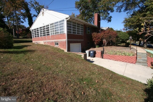 10104 Towhee Ave in Hyattsville, MD - Building Photo - Building Photo
