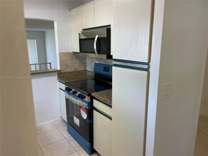 2700 Coral Springs Dr in Coral Springs, FL - Building Photo - Building Photo