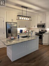 25 Cherry St in St Catharines, ON - Building Photo - Building Photo