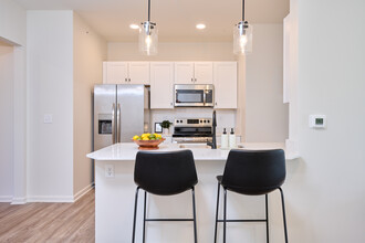 Genesee Pointe in West Henrietta, NY - Building Photo - Interior Photo