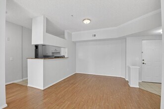 3421 Tuscany Way, Unit 3421 in Boynton Beach, FL - Foto de edificio - Building Photo