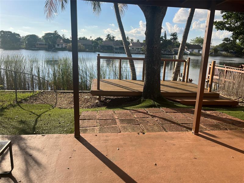 5507 SW 24th Ave in Fort Lauderdale, FL - Building Photo