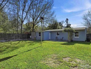 4918 Lillian Hwy in Pensacola, FL - Building Photo - Building Photo
