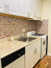 2805 Northeast Expy, Unit B26 in Atlanta, GA - Foto de edificio - Building Photo