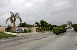 Shadow Hills RV Resort in Indio, CA - Building Photo
