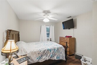 11580 Dean St in Bonita Springs, FL - Building Photo - Building Photo