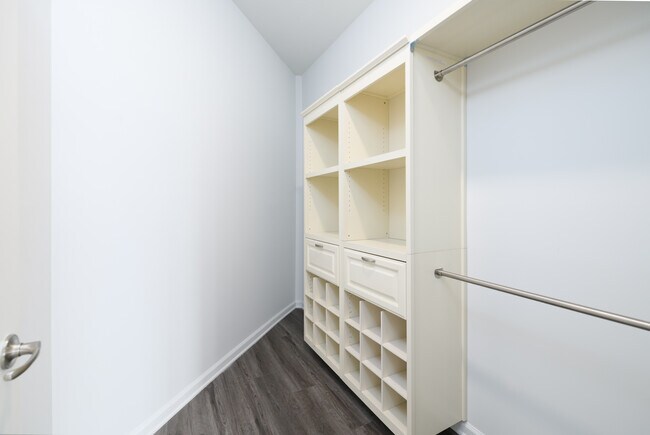 The Forum in Red Bank, NJ - Foto de edificio - Building Photo