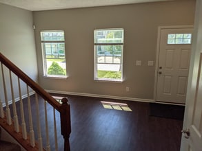 10452 Joyce Ct in Aurora, OH - Building Photo - Building Photo