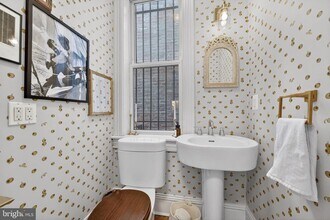 1731 Riggs Pl NW in Washington, DC - Building Photo - Building Photo