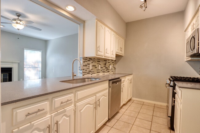 317 Benjamin St in Denton, TX - Building Photo - Building Photo