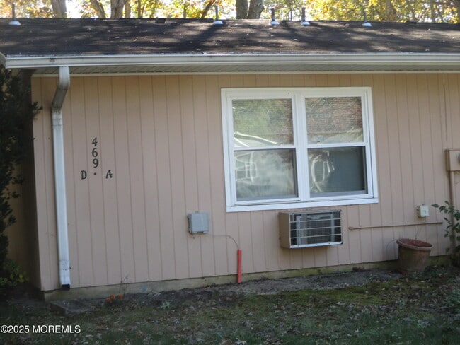 469D Thornbury Ct in Lakewood, NJ - Building Photo - Building Photo