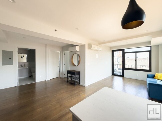 Bushwick Avenue in Brooklyn, NY - Building Photo - Building Photo