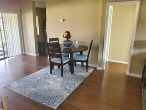 1411 NE 14th Ct, Unit P 13 in Jensen Beach, FL - Foto de edificio - Building Photo