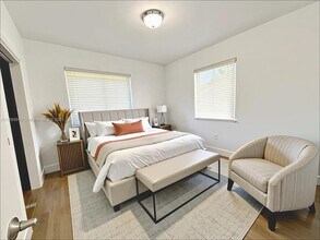 1500 SW 18th St in Miami, FL - Building Photo - Building Photo