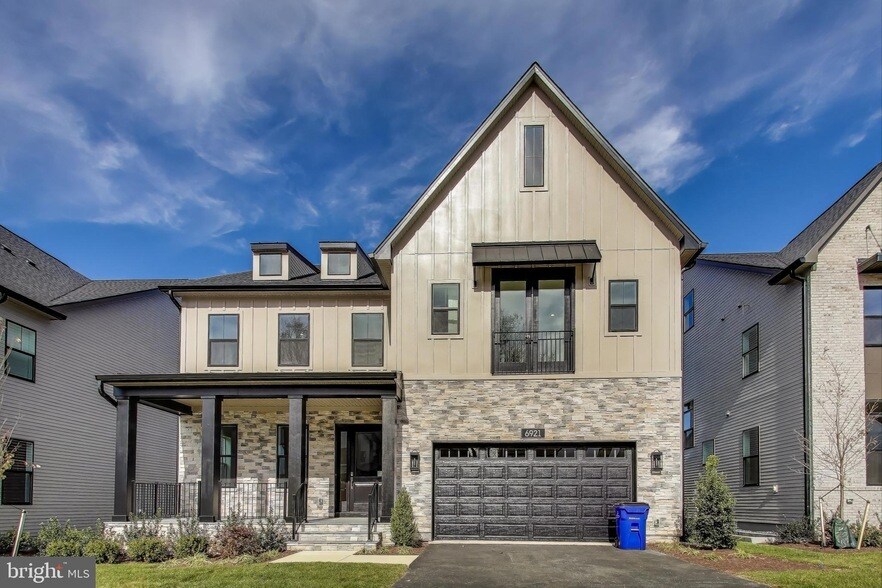 6921 Renita Ln in Bethesda, MD - Foto de edificio