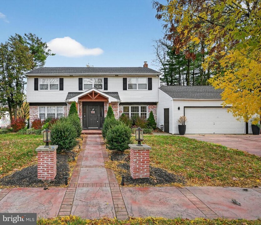 335 Connecticut Ave in Cherry Hill Township, NJ - Building Photo