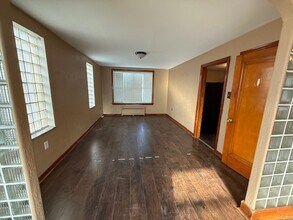 122 Division St in Clairton, PA - Building Photo - Building Photo