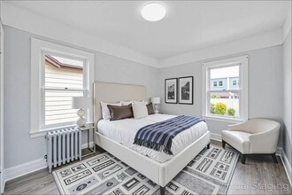 61 James St in Franklin Square, NY - Building Photo - Building Photo