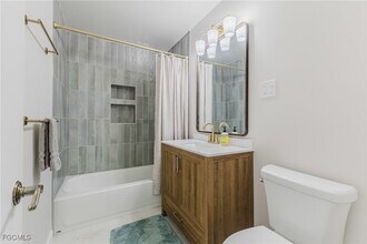 1310 La Faunce Way in Ft. Myers, FL - Building Photo - Building Photo