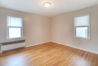 353 N Grove St, Unit L 1 in East Orange, NJ - Building Photo - Building Photo