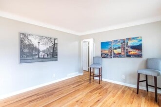 2000 Woodside St in Dearborn, MI - Building Photo - Building Photo