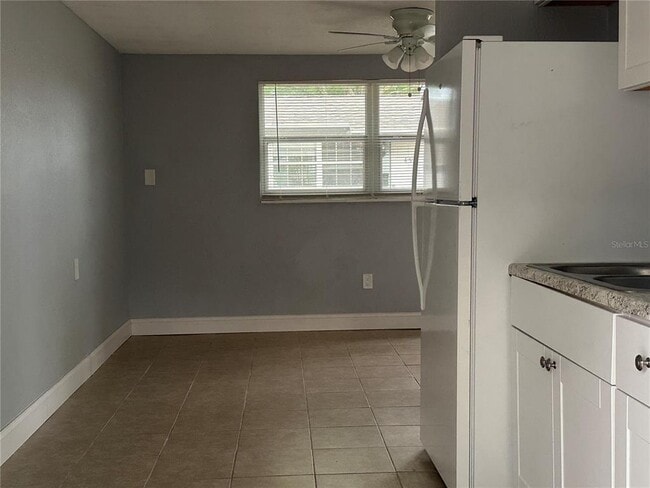 450 88th Ave N in St. Petersburg, FL - Building Photo - Building Photo