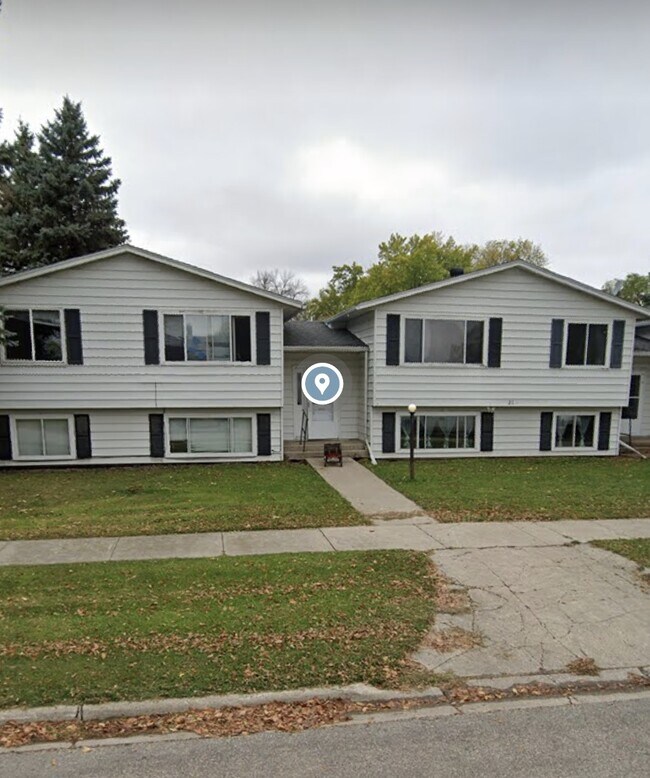 21 5th Ave SE, Unit 3