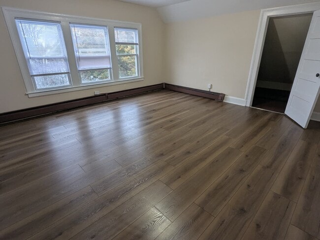 478 Winthrop Ave, Unit 3