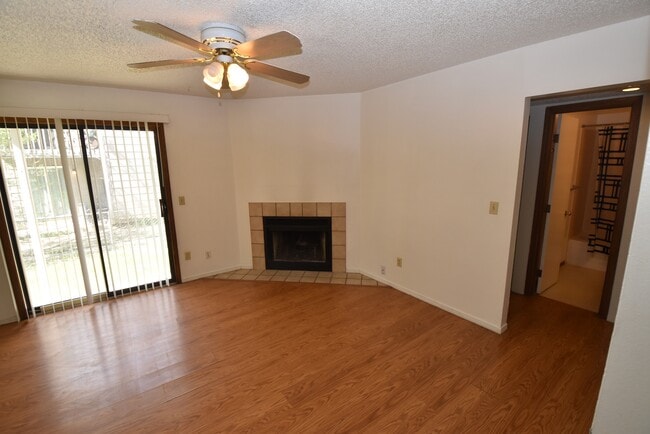 1050 Mazatlan Cir in Colorado Springs, CO - Building Photo - Building Photo