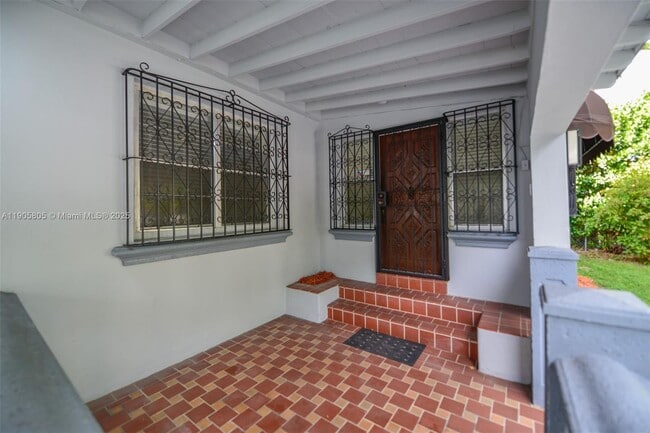 1508 SW 13th Ave in Miami, FL - Building Photo - Building Photo