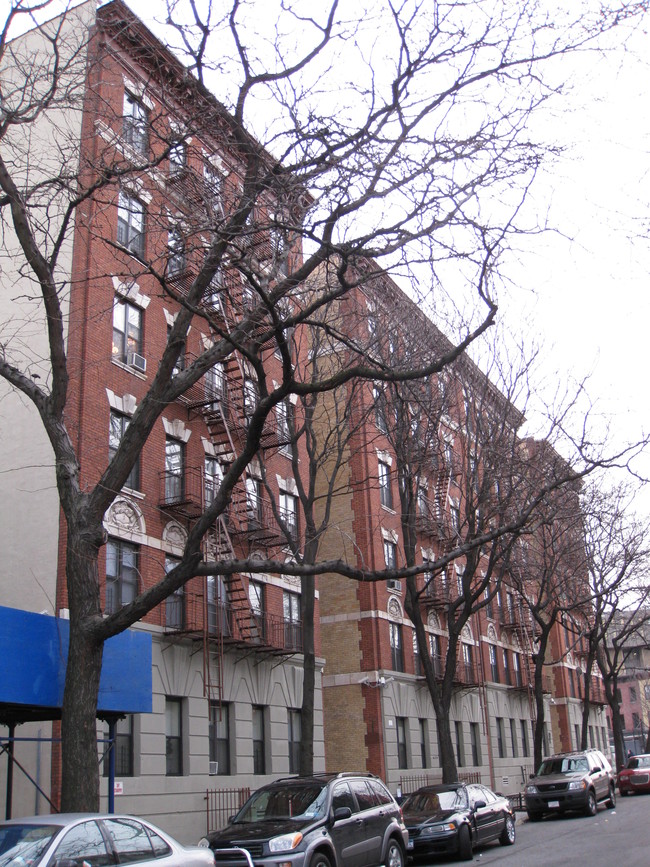 Albany Crossings Apartments in Brooklyn, NY - Foto de edificio - Building Photo