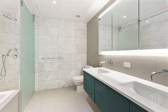 123 3rd Ave in New York, NY - Building Photo - Building Photo