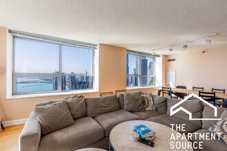 474 N Lake Shore Dr, Unit 5710 in Chicago, IL - Building Photo - Building Photo
