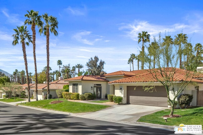 property at 5 San Marino Cir