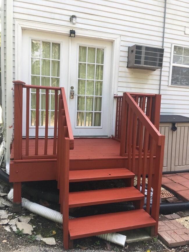 804 S College Ave in Oxford, OH - Foto de edificio - Building Photo