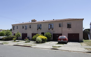 553 Wallace Ave in Vallejo, CA - Building Photo - Building Photo