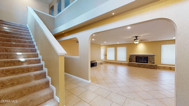 801 Claravista Ln in El Paso, TX - Building Photo - Building Photo