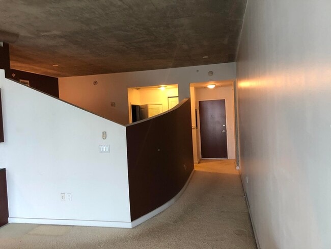 300 S Australian Ave, Unit 702 in West Palm Beach, FL - Building Photo - Building Photo