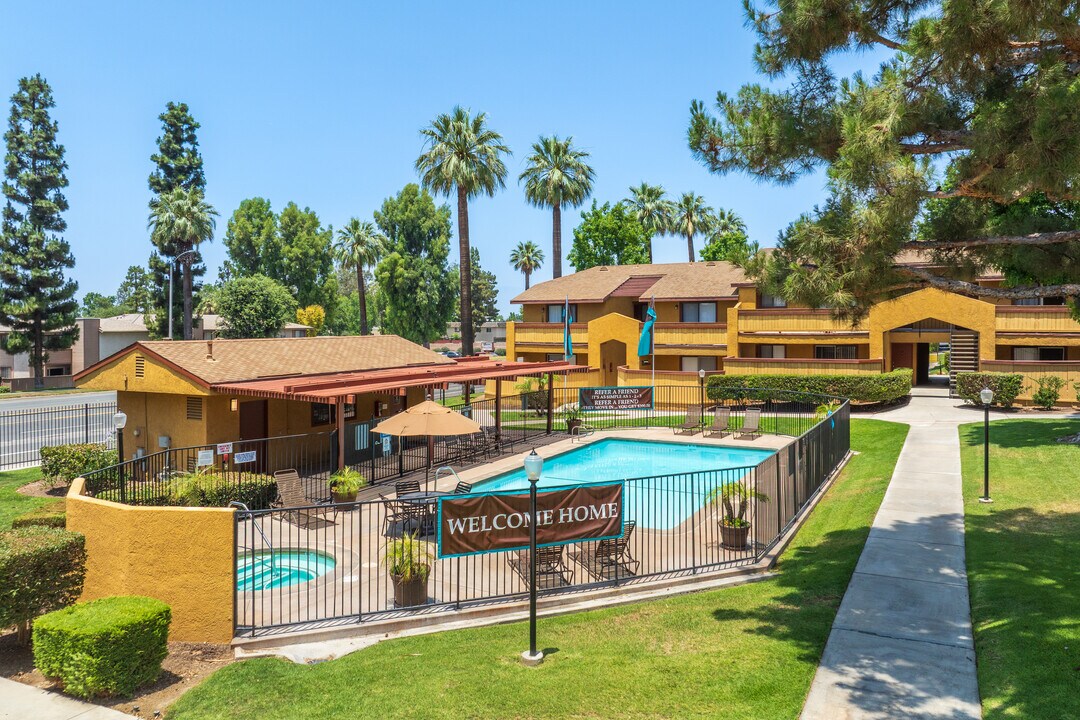 Concord Square Apartments in Riverside, CA - Foto de edificio