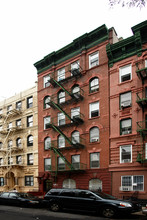 119 Henry St in New York, NY - Building Photo - Building Photo