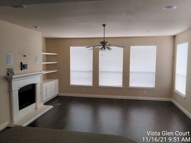 4401 Vista Glen Ct in Mansfield, TX - Building Photo - Building Photo