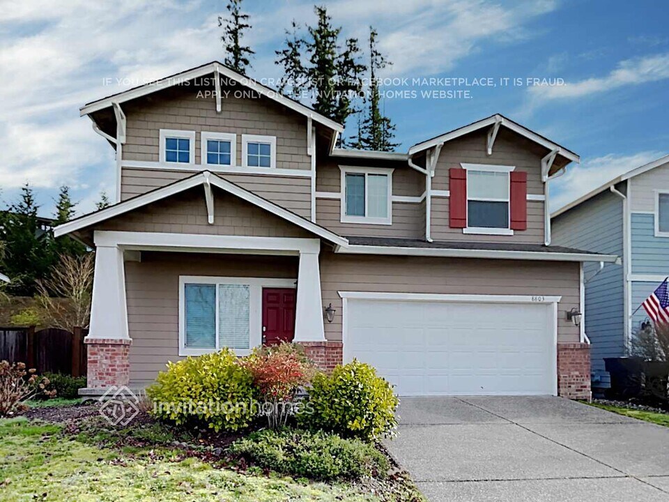 8803 81st Dr NE in Marysville, WA - Building Photo