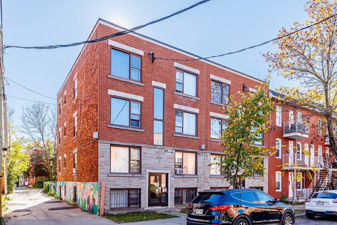 1950 Le Caron Rue in Montréal, QC - Building Photo