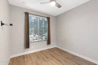 14396 W Wethersfield Rd in Surprise, AZ - Building Photo - Building Photo